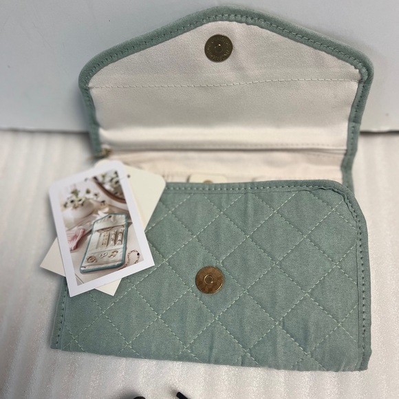 Jewelry Travel organizer Quilted Mint Green Womens Travel Bag Organizer cosmetic - Picture 1 of 3